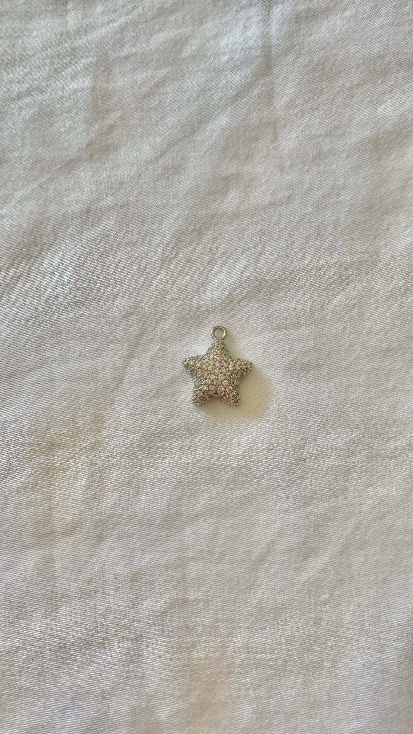 charm étoile strass bombée argenté