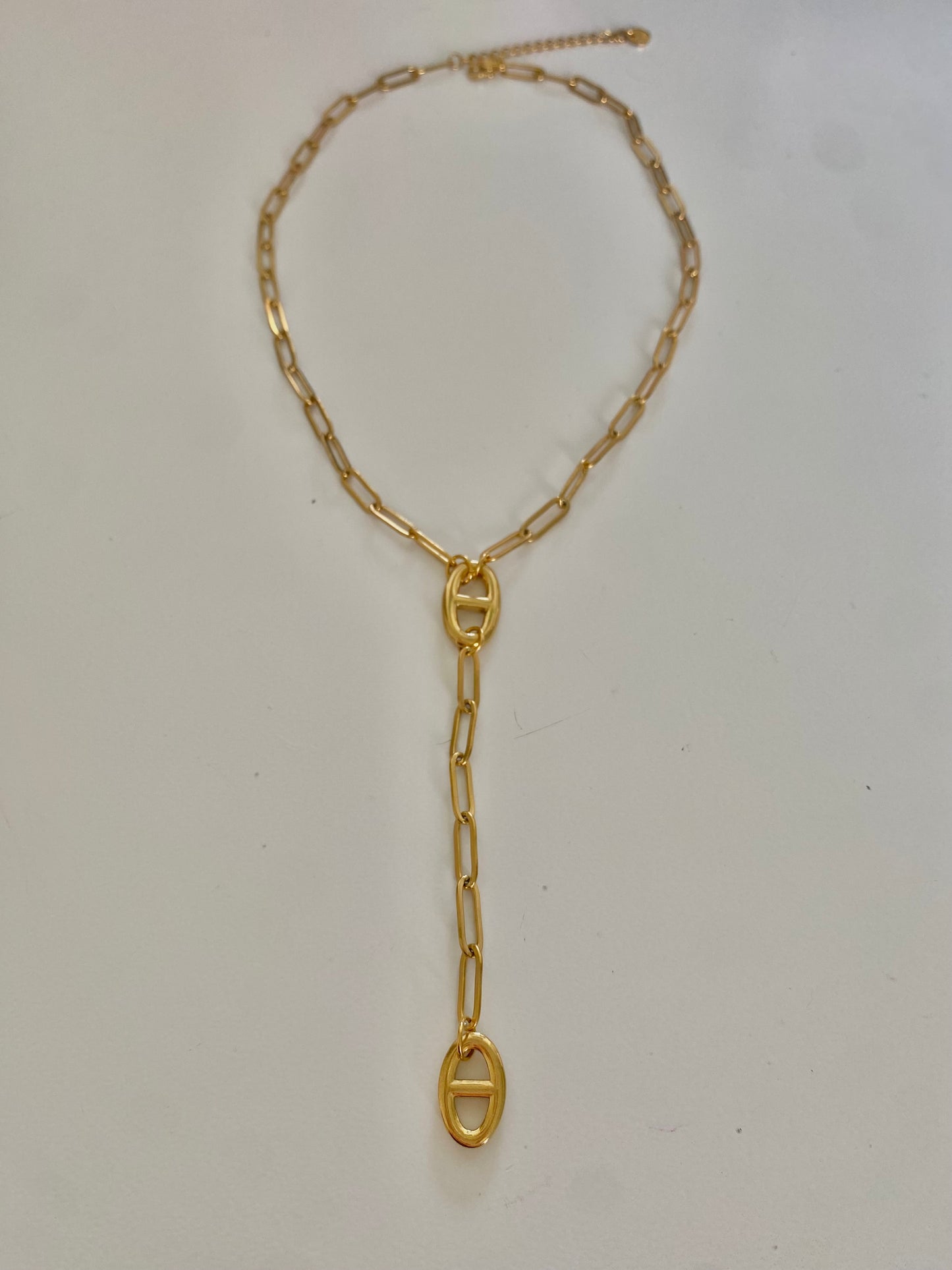 collier Hanna