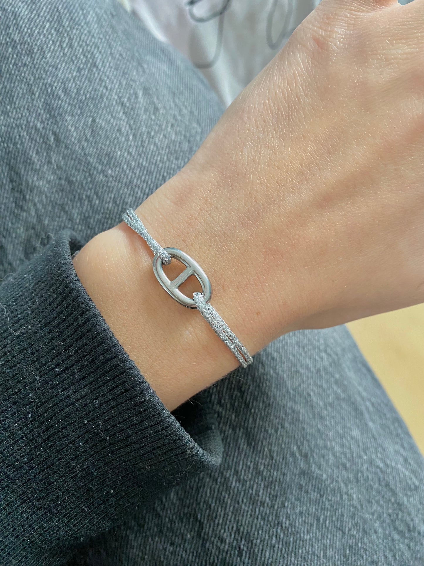 bracelet cordon pailleté grande maille marine