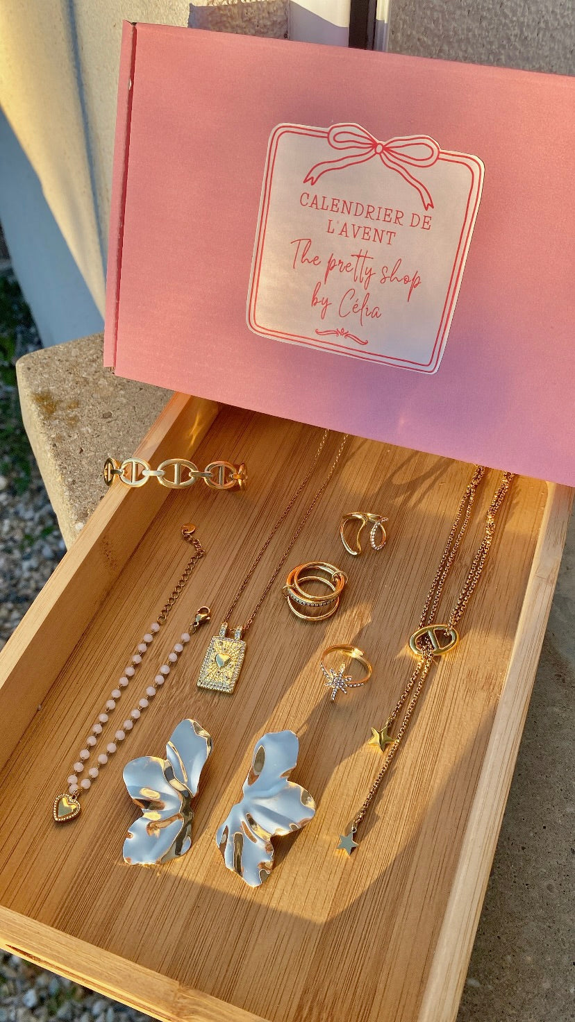 Calendrier de l’Avent 12 bijoux ✨