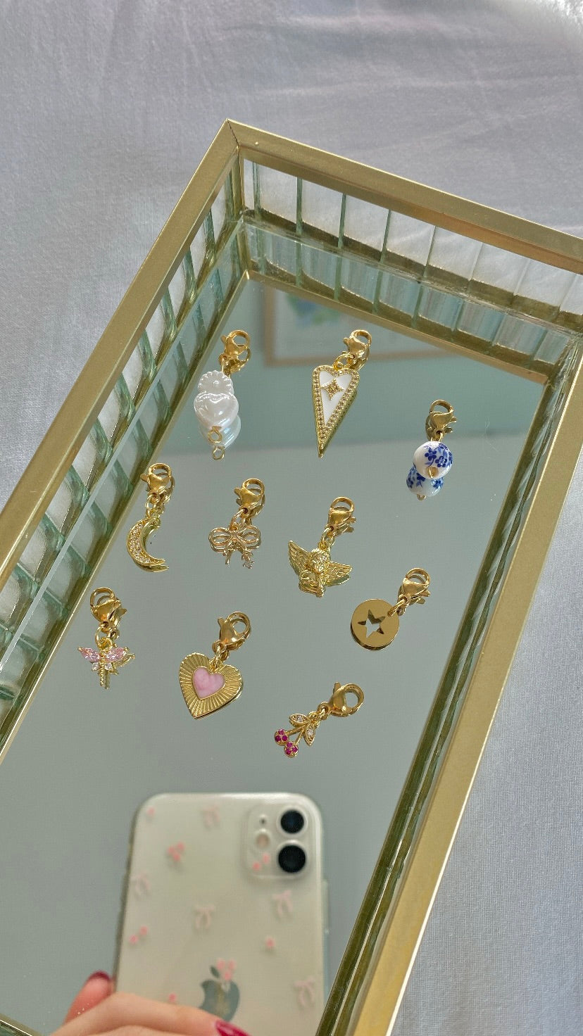 Calendrier de l’Avent 10 charms + 2 chaînes ✨